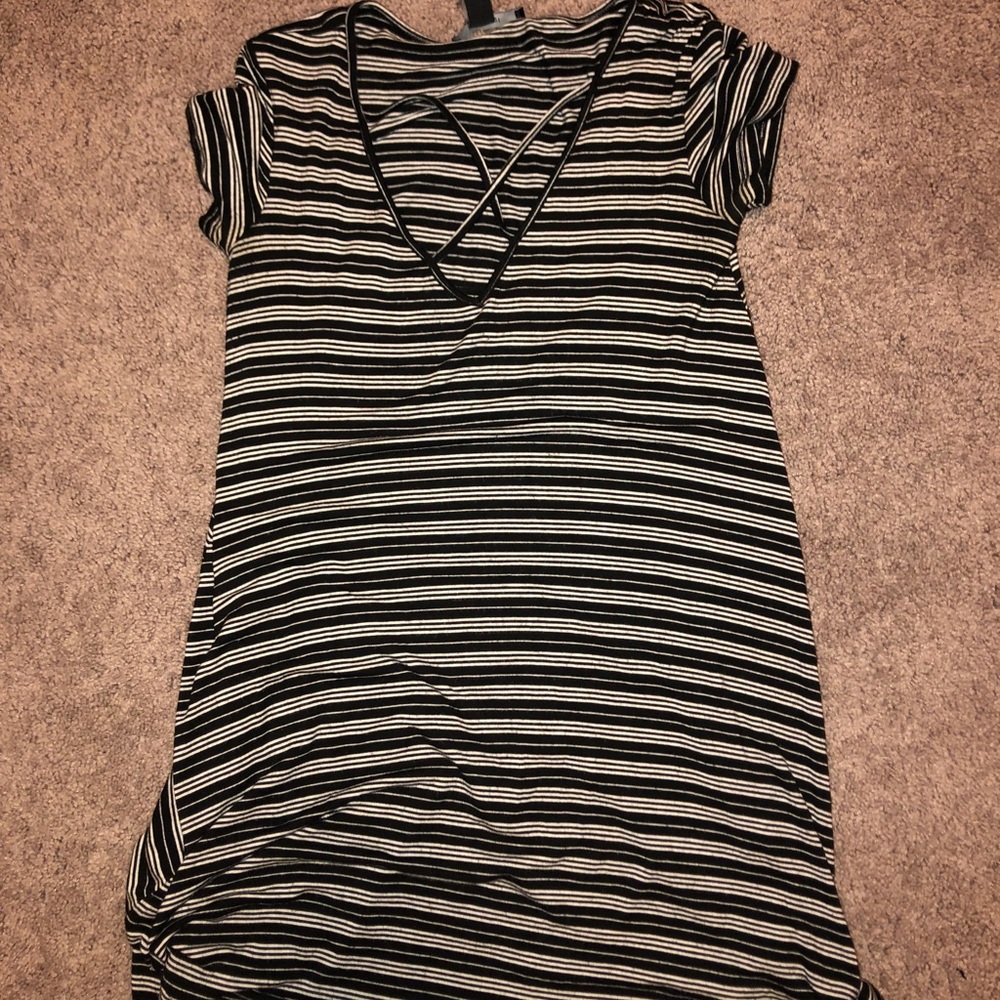 Black/White T-Shirt Dress: XS